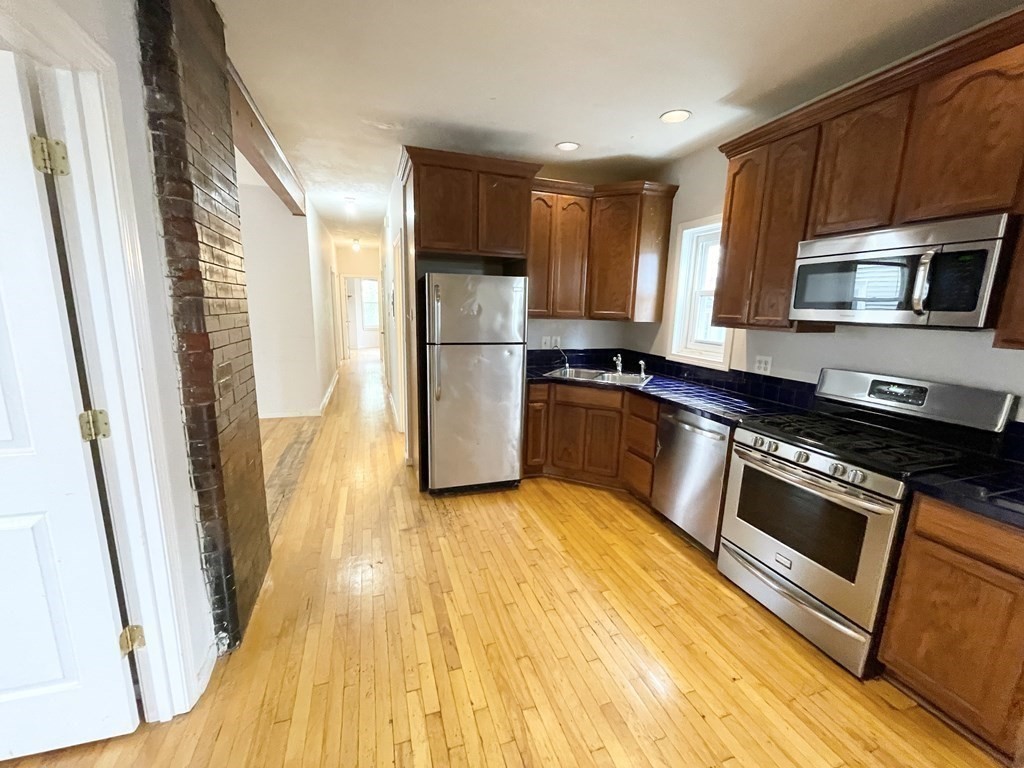 Photo of 7 Iroquois Street, Boston, MA